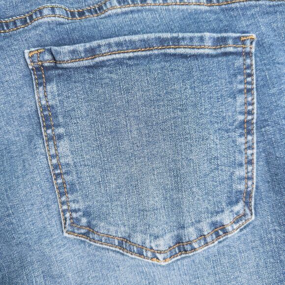 Kut From The Kloth Straight Leg Medium Wash Jeans Womens 14 ALTERED 28" Inseam - Picture 15 of 16